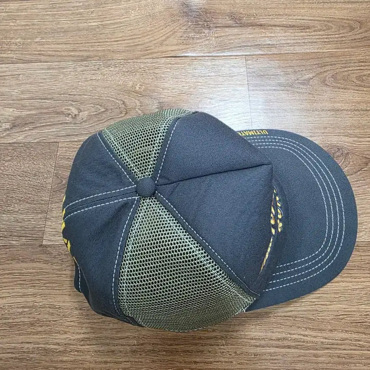 [SOLD OUT] 토이즈맥코이 메쉬캡 모자 네이비색