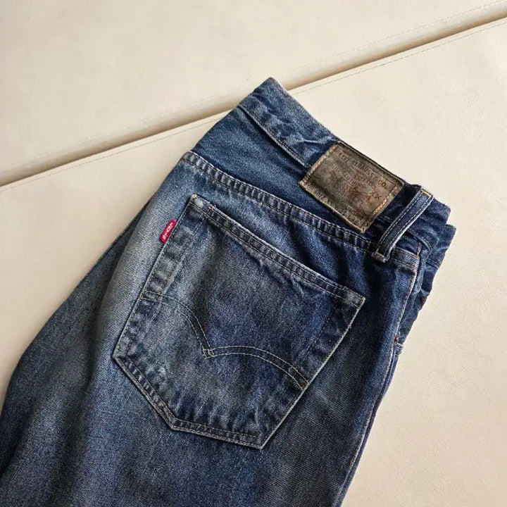 [SOLD OUT] LVC 54501 31x32 판매