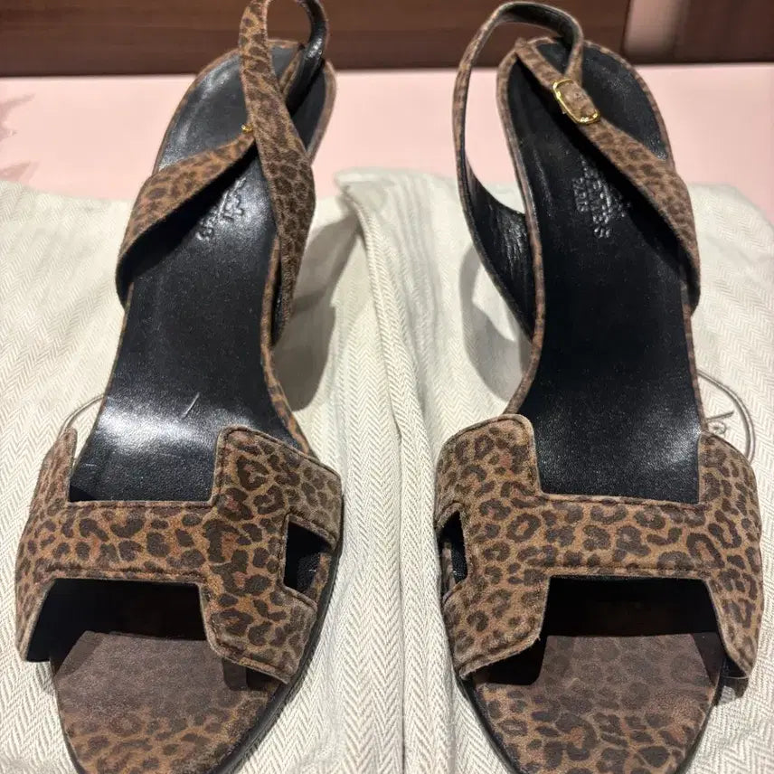 [BUNJANG] Hermes Leopard Print Pumps 38 / 에르메스 레오파드 펌프스 38 사이즈
