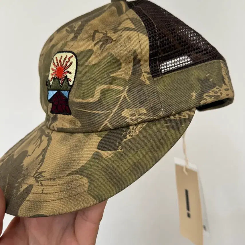 [SOLD OUT] 브레인데드 카모 메쉬캡 새상품