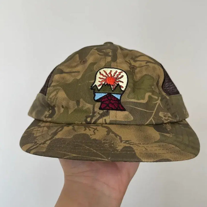 [SOLD OUT] 브레인데드 카모 메쉬캡 새상품