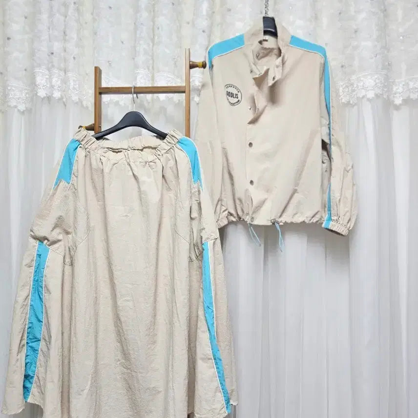 [BUNJANG] Windbreaker Jacket and Skirt Set / 바람막이 상의 + 스커트 셋업 세트