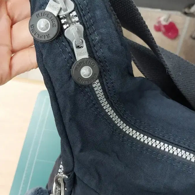 [BUNJANG] Kipling Crossbody Bag / 키플링 정품 크로스백