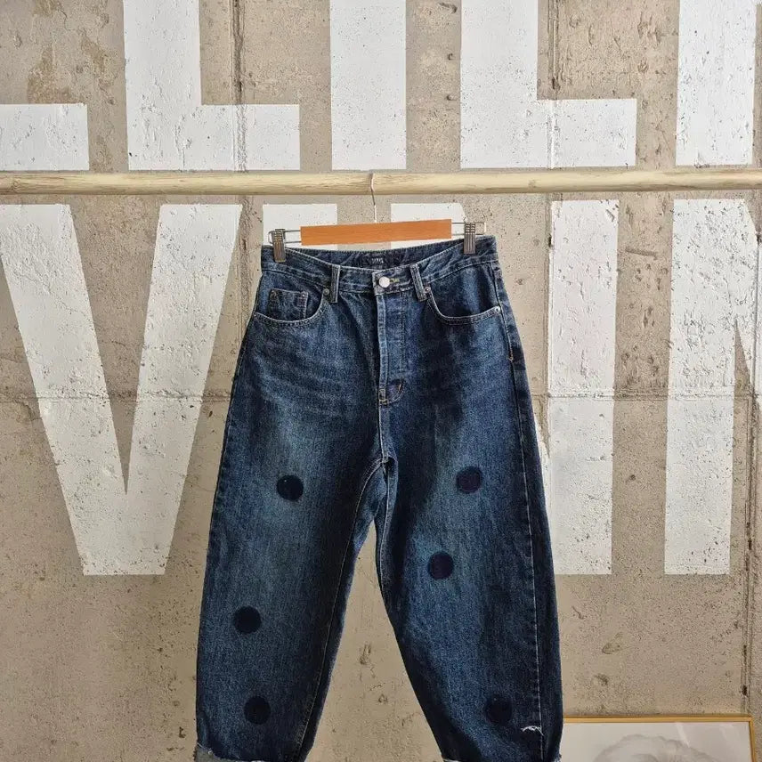 [SOLD OUT] 데님 롤업 팬츠 도트패턴 청바지(PT0