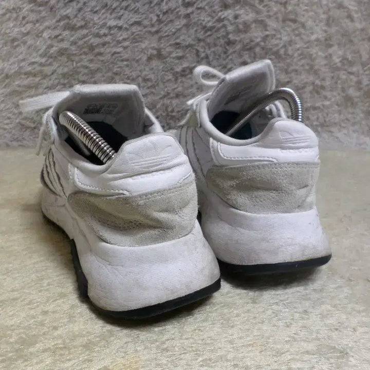 [BUNJANG] Adidas Retropy White Gray Sneakers / 후루룩구제 245 아디다스 레트로피 화이트 그레이 운동화 중고 신발