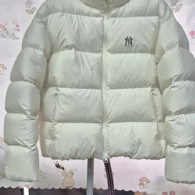 [SOLD OUT] MLB   메가 로고  푸퍼  양키즈  덕다운   숏 ~패딩