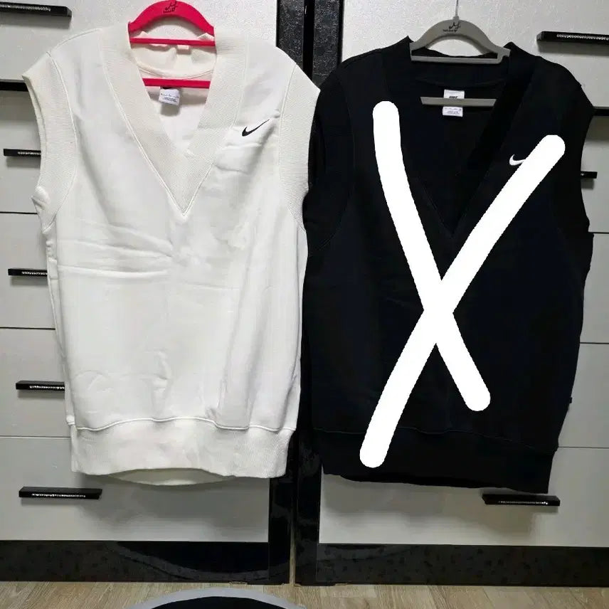 [BUNJANG] Nike V-Neck Vest White / 나이키 브이넥 조끼 화이트