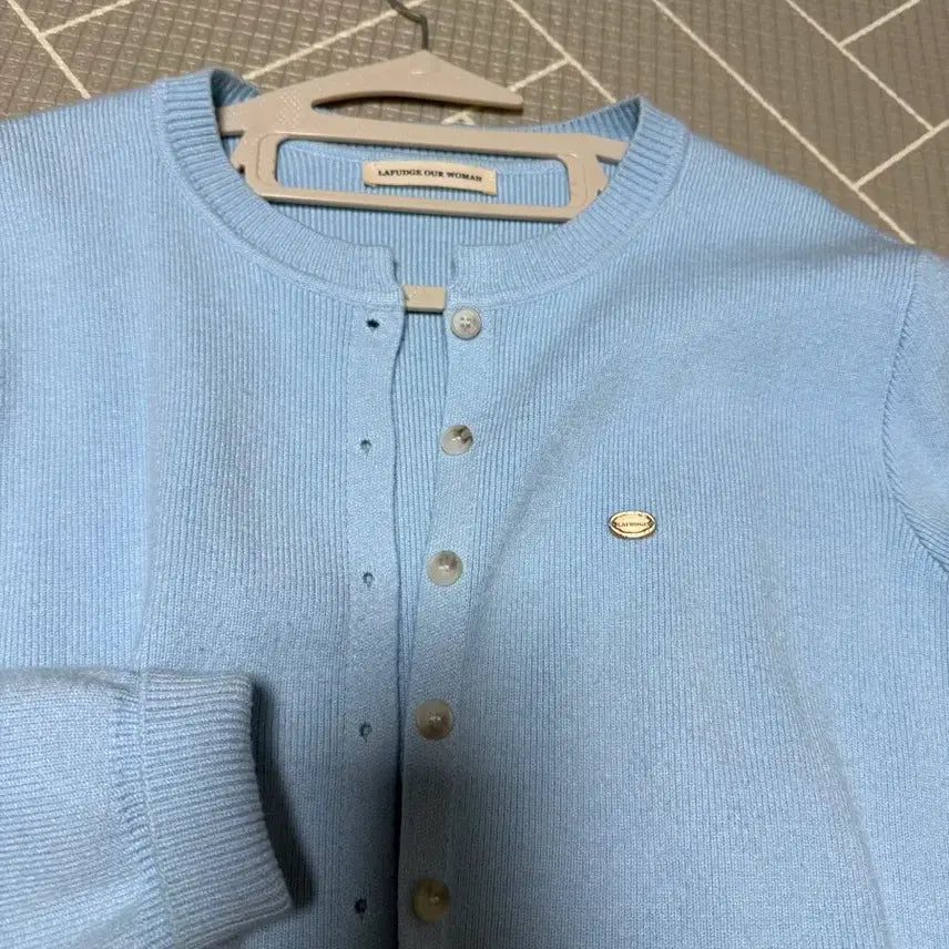 [SOLD OUT] 라퍼지 라운드가디건 하늘소라