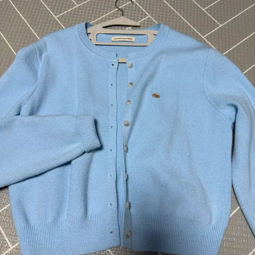 [SOLD OUT] 라퍼지 라운드가디건 하늘소라