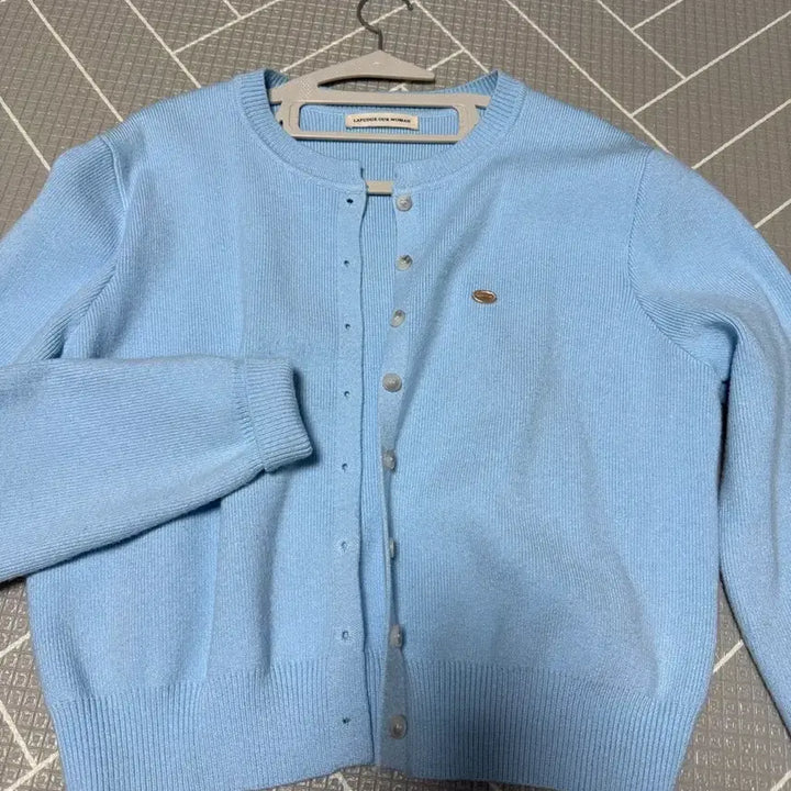 [SOLD OUT] 라퍼지 라운드가디건 하늘소라