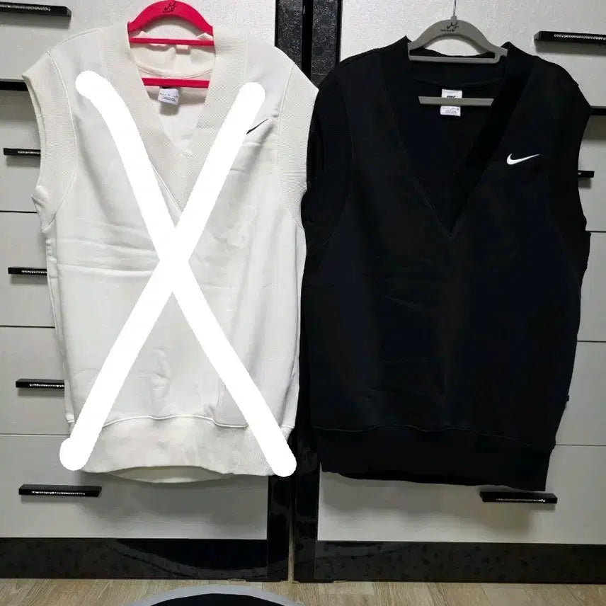 [BUNJANG] Nike V-Neck Vest Black / 나이키 V넥 베스트 블랙