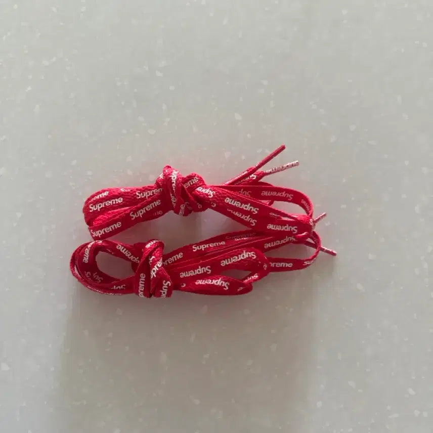 [SOLD OUT] (정품) 새상품 슈프림 끈 280