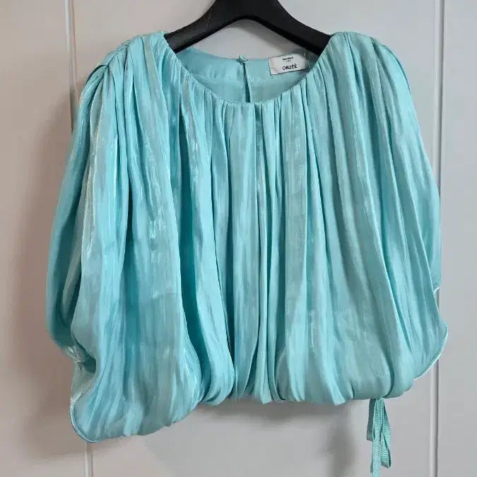[BUNJANG] OBZEE Aqua Blue Shirring Blouse / OBZEE 오브제 아쿠아 블루 셔링 블라우스