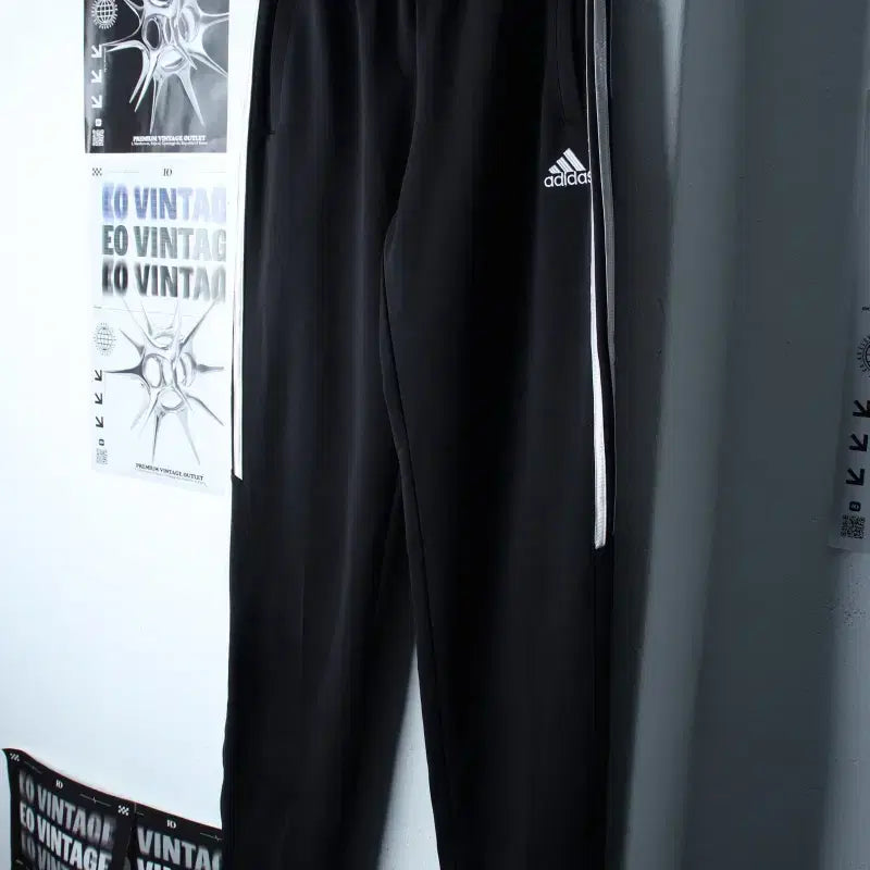 [BUNJANG] Adidas Training Pants Black Three Stripes / (L-XL) 아디다스 트레이닝복 바지 마샬아츠 블랙 삼선-252F