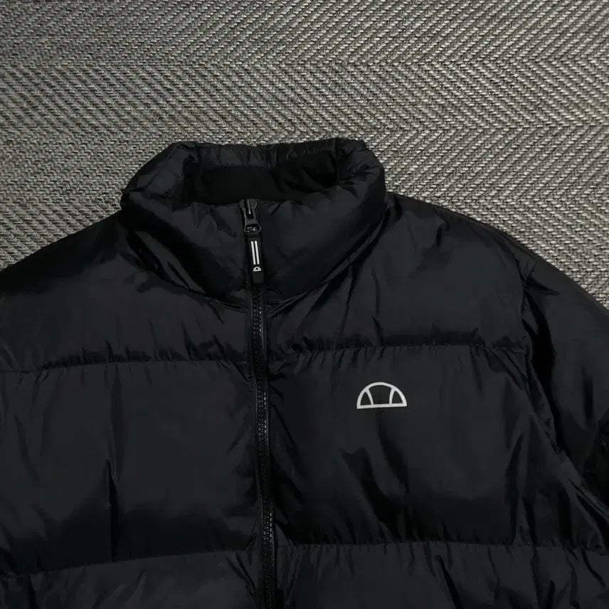 [BUNJANG] Ellesse USA Original Logo Down Puffer Jacket / 엘레쎄 USA 오리지날 로고 다운 푸퍼 패딩 블랙o 5240