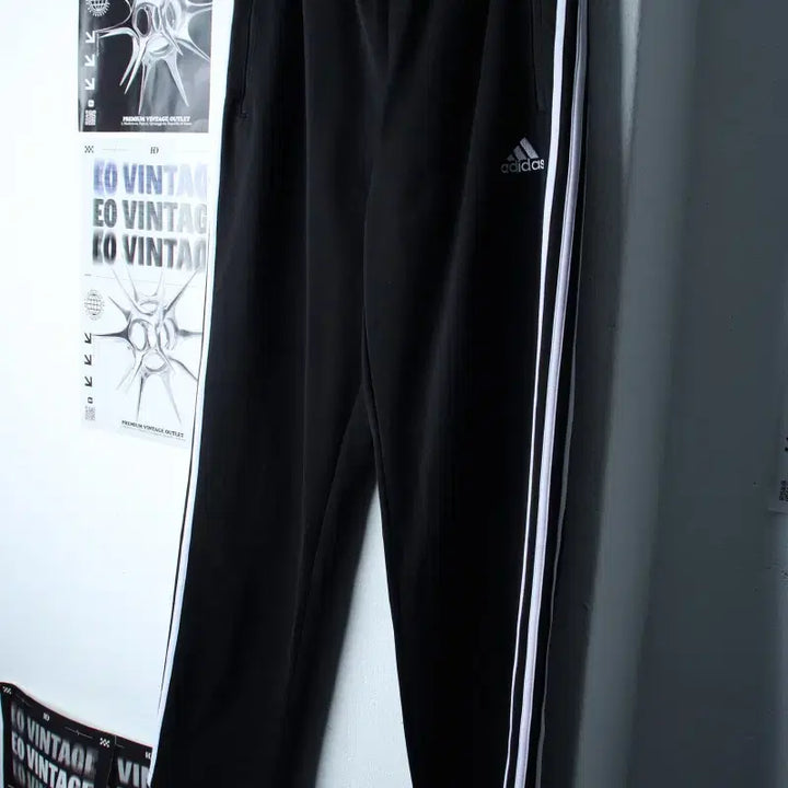 [BUNJANG] Adidas Training Pants Black (XL-2XL) / ( XL-2XL) ADIDAS 아디다스 트레이닝복 바지 블랙-2532