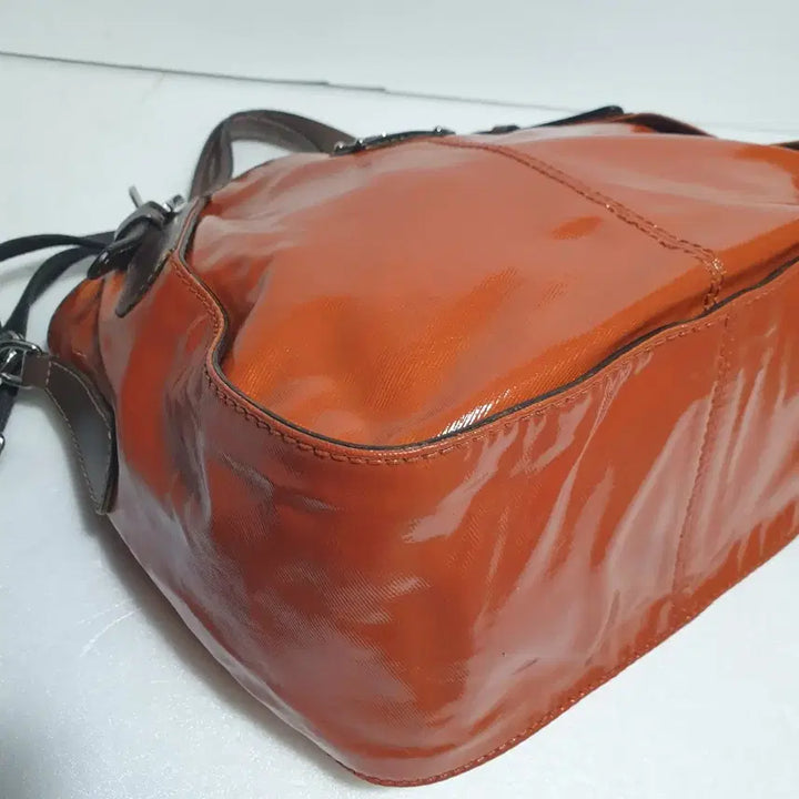 [BUNJANG] Tods Small Enamel Leather Tote Bag / 정품 ㅡ토즈ㅡ스몰.애나멜가죽.토트백 ㅡ택포