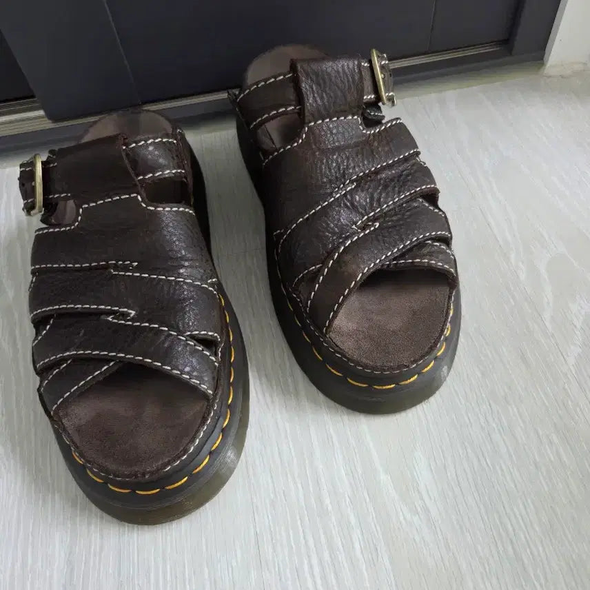 [SOLD OUT] 닥터마틴 맥시슬라이드