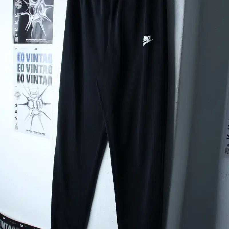 [BUNJANG] Nike Training Pants Black Old School (L-XL) / (L-XL) 나이키 트레이닝복 바지 작은사용감 블랙 올드스쿨-2536