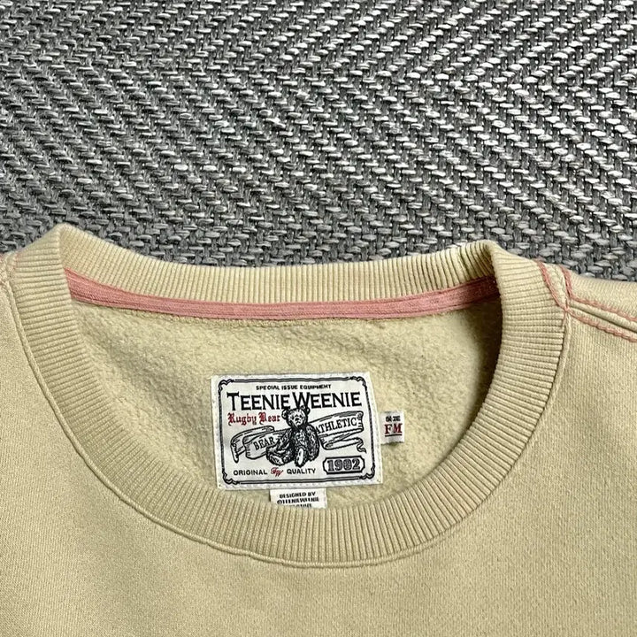 [BUNJANG] Tini Wini Teddy Bear Big Logo Sweatshirt / 티니위니 테디 베어 빅로고 맨투맨o 5244