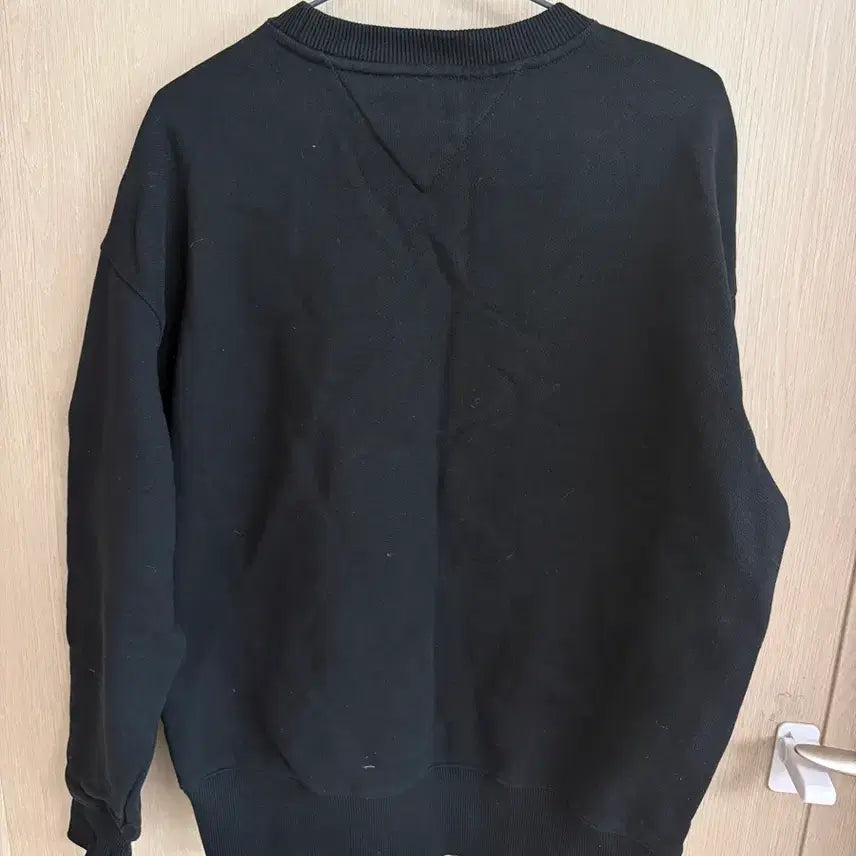 [BUNJANG] Tommy Hilfiger Black Sweatshirt L / 타미진스 블랙 맨투맨 티셔츠 L