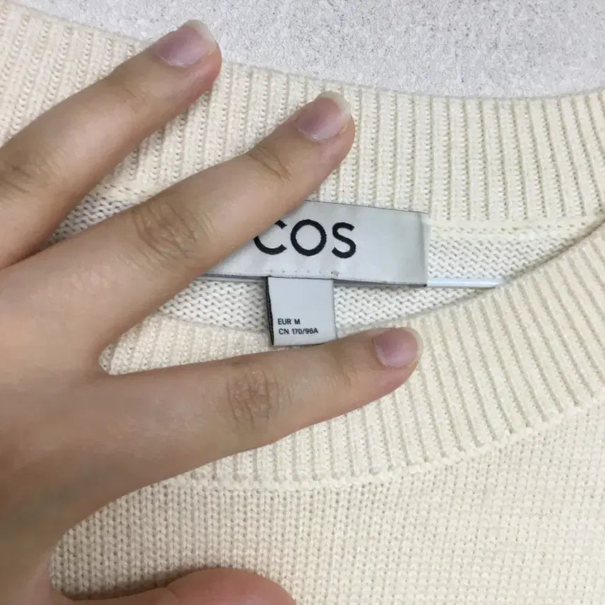 [SOLD OUT] COS 코스 오버사이즈 스트라이프 니트 M