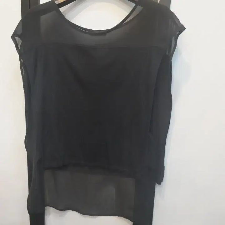 [BUNJANG] Black Asymmetric See-through Blouse / 블랙 시스루 언발란스 블라우스