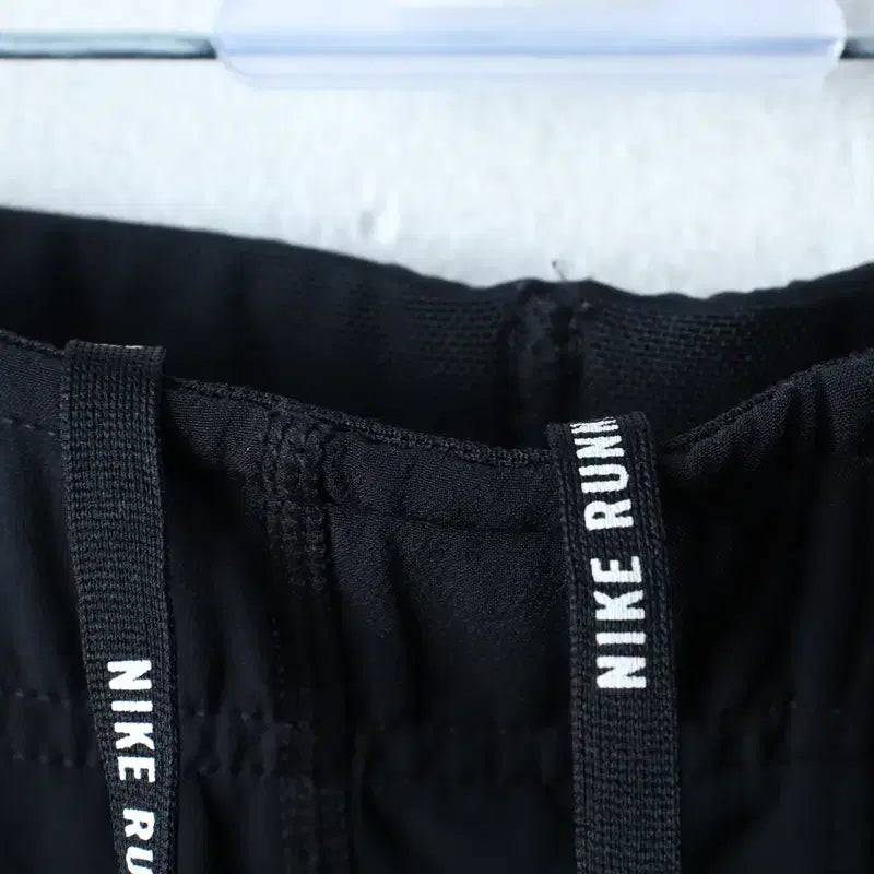 [SOLD OUT] (L-XL) 나이키 트레이닝복 바지 런닝 기능성 블랙 운동-2543
