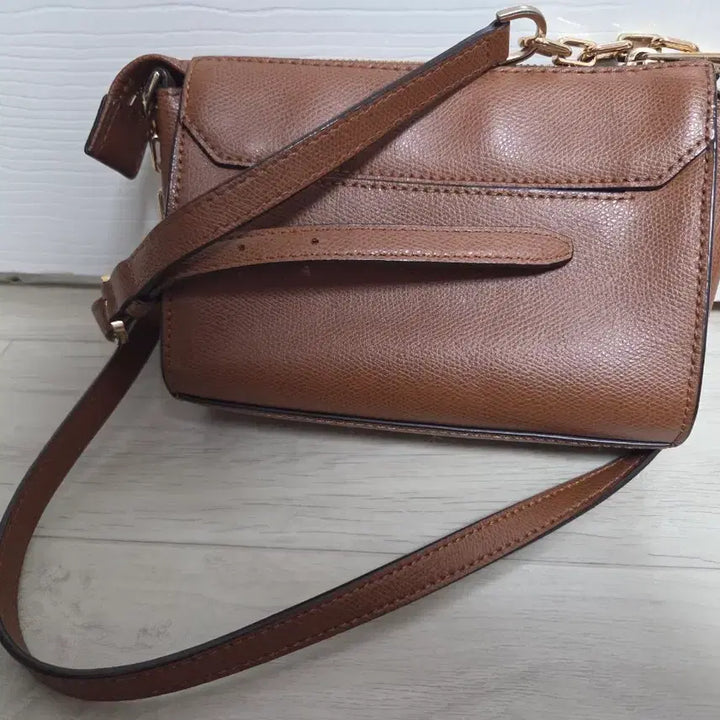 [BUNJANG] Michael Kors Chain Mini Shoulder Bag / 마이클코어스 체인 미니 숄더백 크로스백