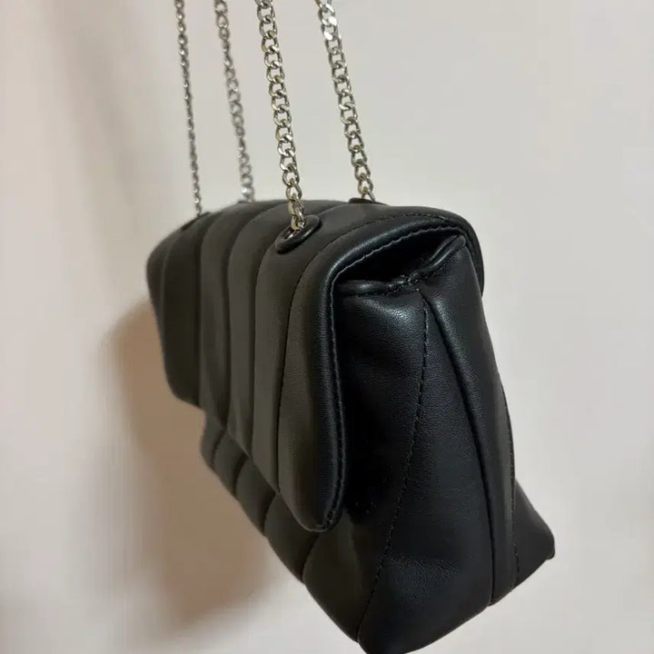 [SOLD OUT] 퀼팅 체인 숄더백 크로스백(거의새상품)