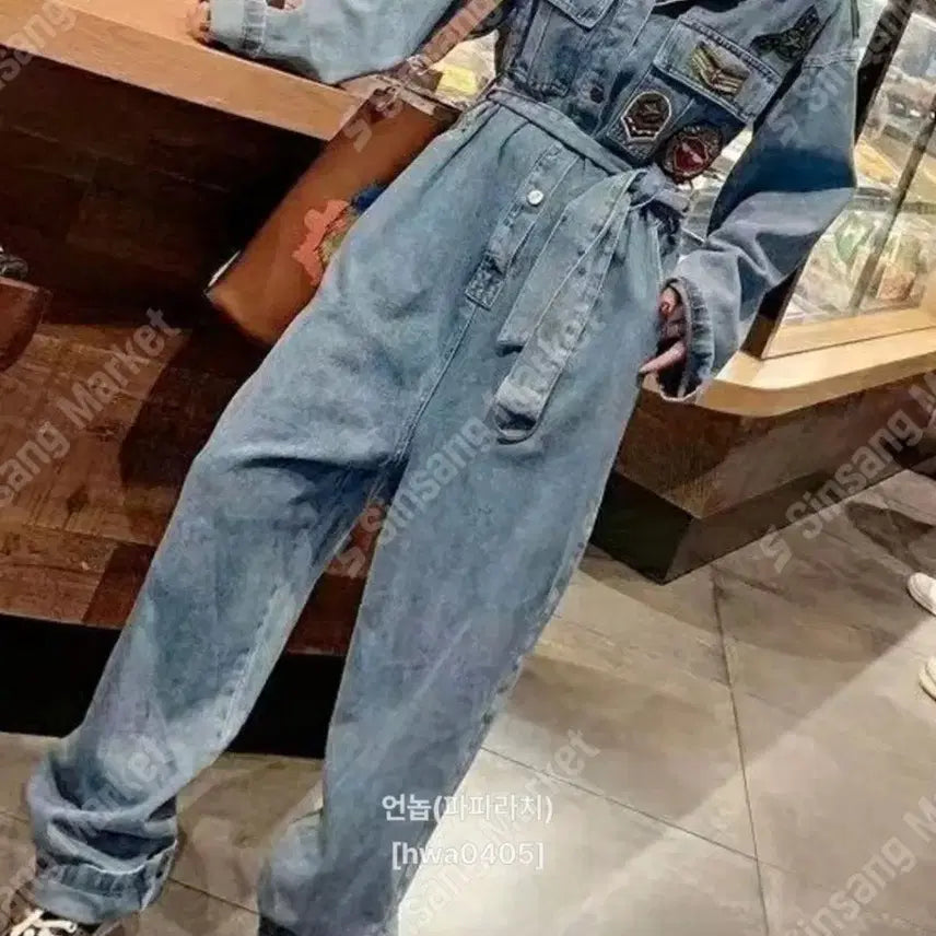 [BUNJANG] Denim Jumpsuit with Patch Detail / 데님  점프수트 패치 장식 청점프수트(새상품)팔로우특가
