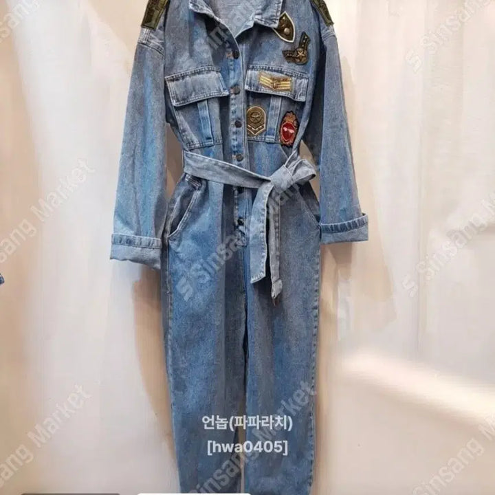 [BUNJANG] Denim Jumpsuit with Patch Detail / 데님  점프수트 패치 장식 청점프수트(새상품)팔로우특가