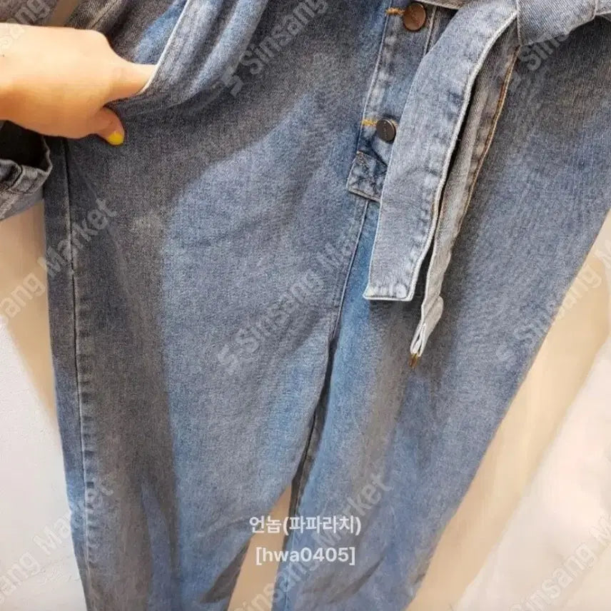 [BUNJANG] Denim Jumpsuit with Patch Detail / 데님  점프수트 패치 장식 청점프수트(새상품)팔로우특가
