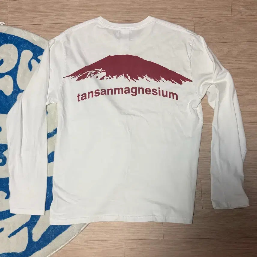 [SOLD OUT] 탄산마그네슘 마운틴 롱슬리브 티셔츠 화이트/레드