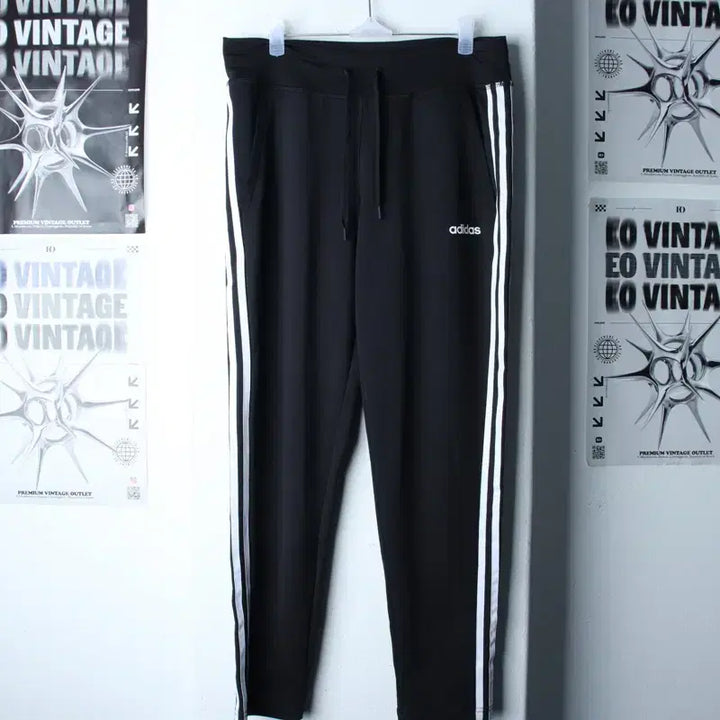 [BUNJANG] Adidas Training Pants Functional Black / W(S-M) 아디다스 트레이닝복 바지 기능성 블랙 삼선-254C