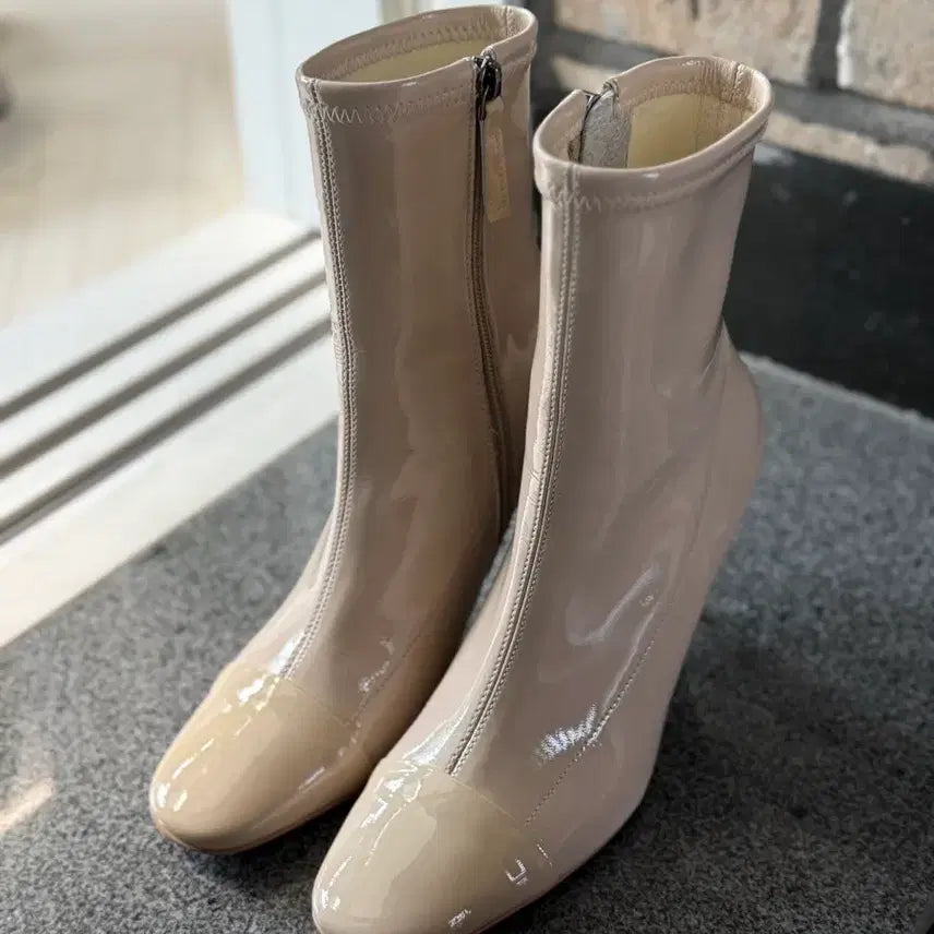 [BUNJANG] The Roland Ankle Boots 245 / 더로랑 앵클부츠 245