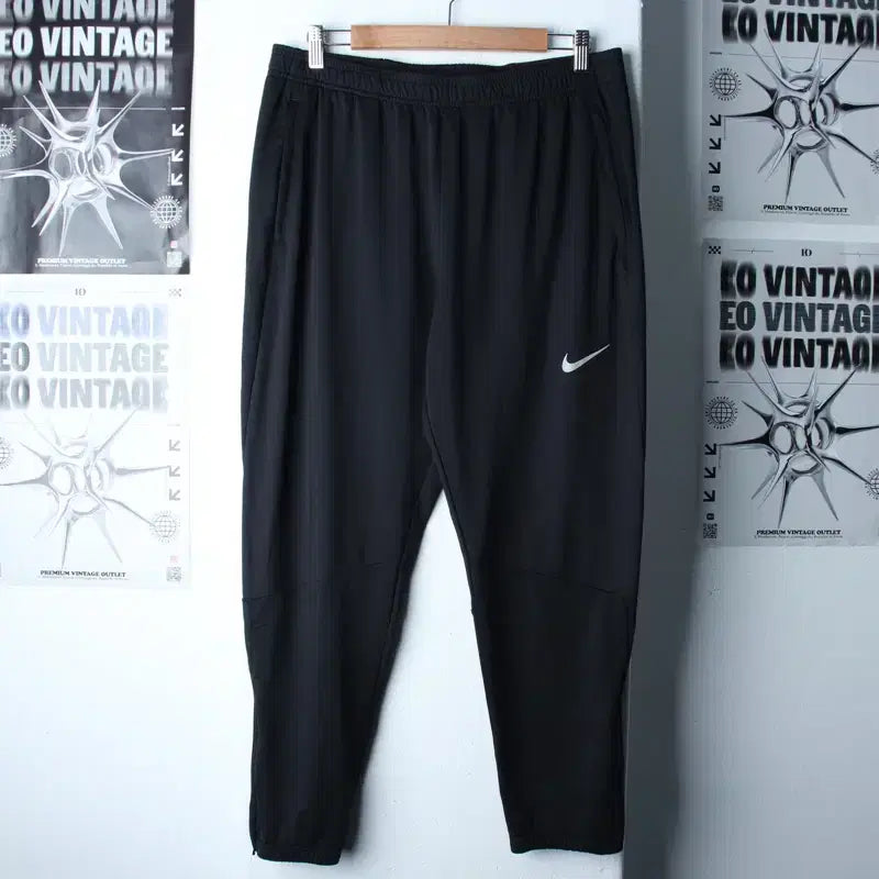[SOLD OUT] (XL-2XL) 나이키 트레이닝복 바지 기능성 밴딩 블랙 무지-2550