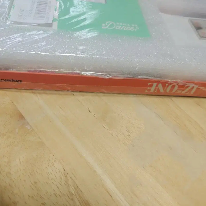 [BUNJANG] DICON Vol.11 IZ*ONE Chaewon Photobook (Sealed) / 디아이콘 vol.11 아이즈원 채원 미개봉