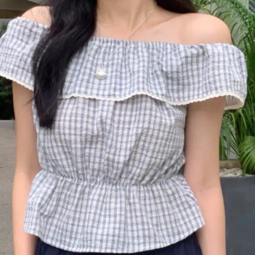 [BUNJANG] Off-Shoulder Frill Blouse / 프릴 오프숄더 블라우스