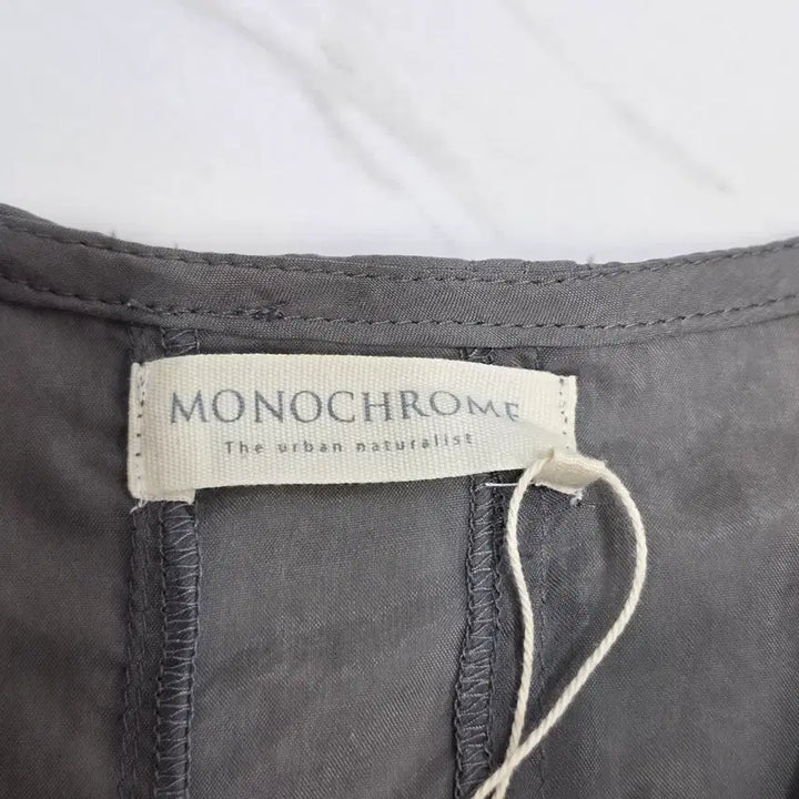 [BUNJANG] Monochrome Charcoal T-shirt / 새 상품) 모노크롬 반팔