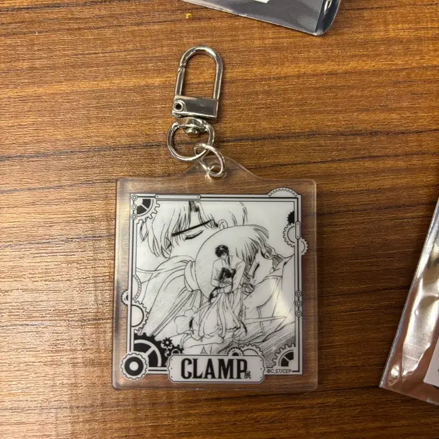 [BUNJANG] CLAMP Art Exhibition Random Scene Acrylic Keychain / CLAMP 클램프전 랜덤 명장면 아크릴 키링