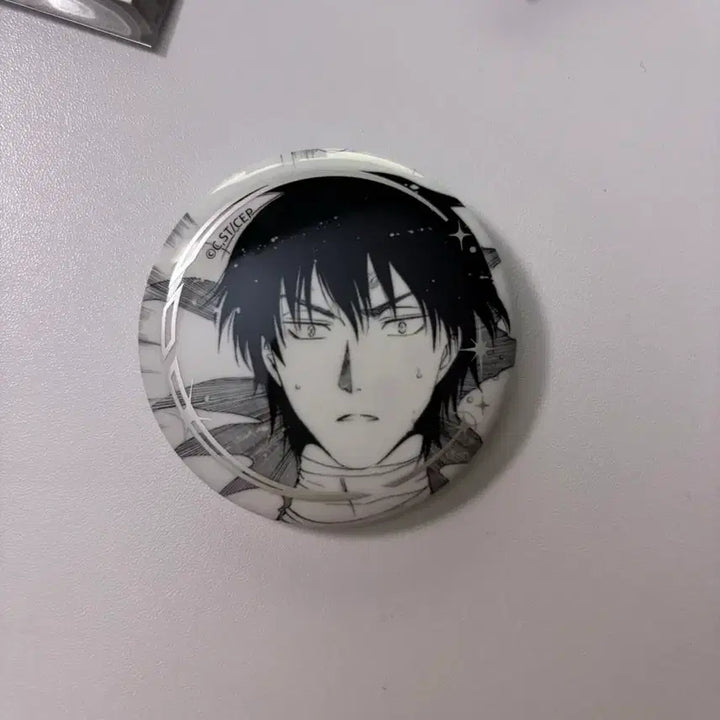[BUNJANG] CLAMP Exhibition Random Badge / 클램프전 랜덤 뱃지