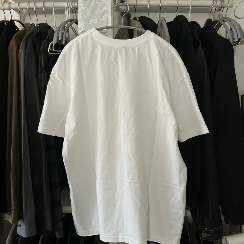 [BUNJANG] Polytelu Capitalist White T-shirt / [3] 폴리테루 캐피탈리스트 화이트 티셔츠