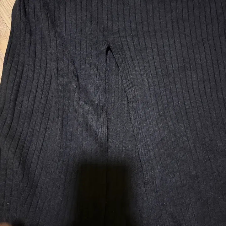 [BUNJANG] Black Ribbed Stretch Back Slit Long Skirt / 검정 밴딩 일자 롱스커트 뒷트임 골지 스판좋음 프리사이즈