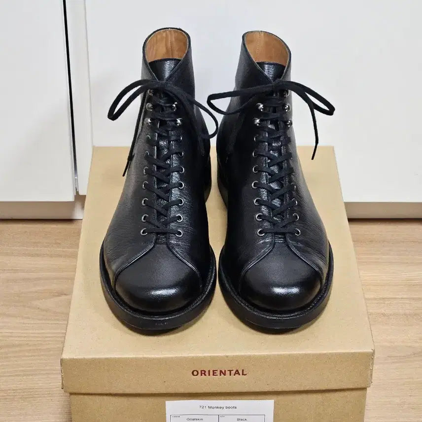 [SOLD OUT] 오리엔탈 슈메이커 몽키부츠 블랙 US7.5E