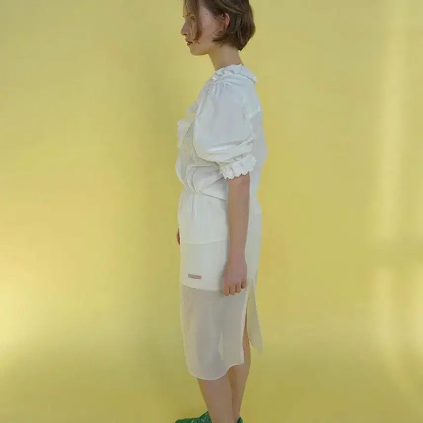 [BUNJANG] Sodding Bread Frida White Blouse / 쏘딩키브레드 Frida 프리다 화이트 블라우스