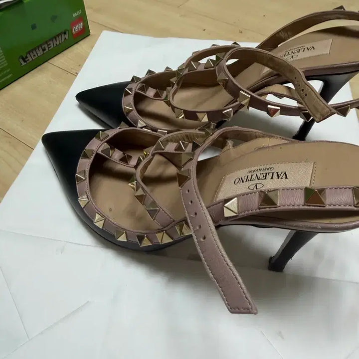 [BUNJANG] Valentino Rockstud Heels / 발렌티노 락스터드 힐