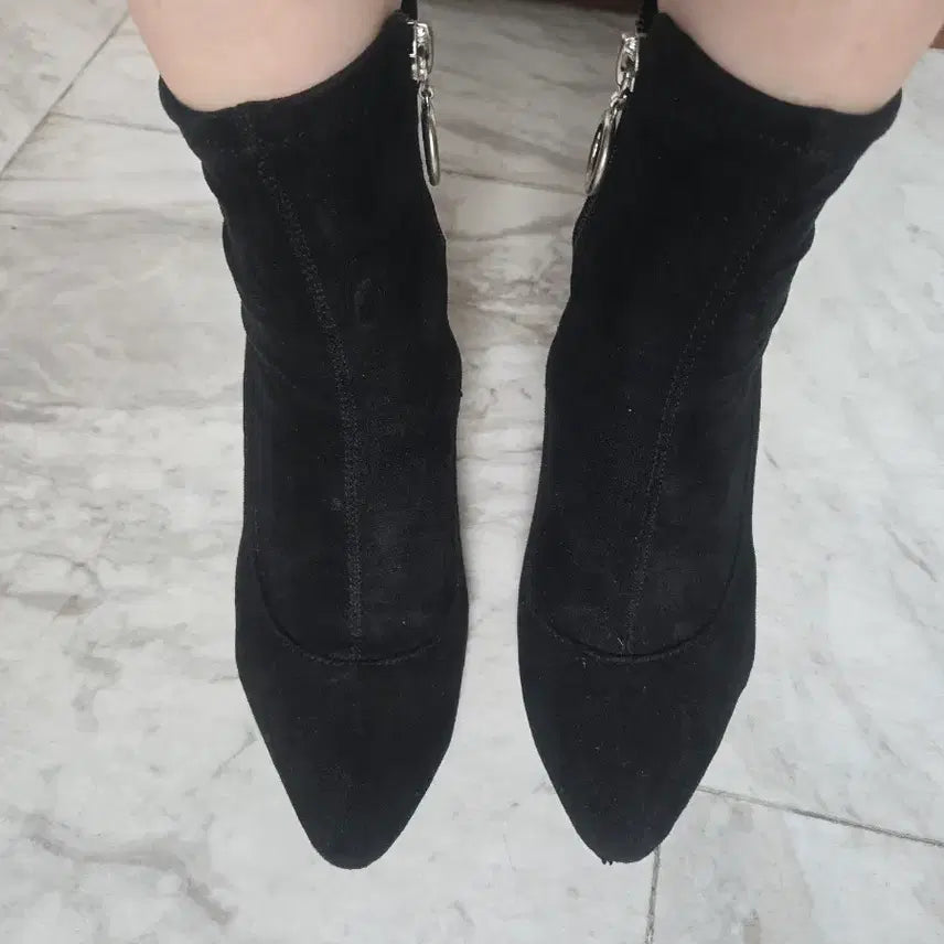 [BUNJANG] Black Suede Ankle Boots / 블랙 스웨이드 앵클 부츠