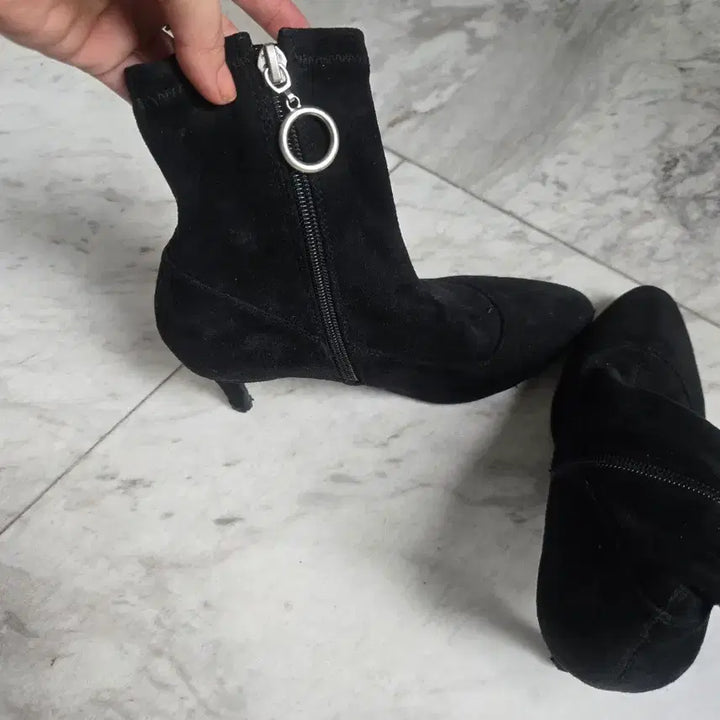 [BUNJANG] Black Suede Ankle Boots / 블랙 스웨이드 앵클 부츠