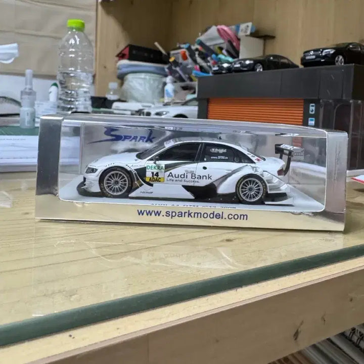 [BUNJANG] Spark 1:43 Audi A4 DTM Diecast Model / 스파크 모델 1:43 아우디 a4 dtm 다이캐스트 팝니다